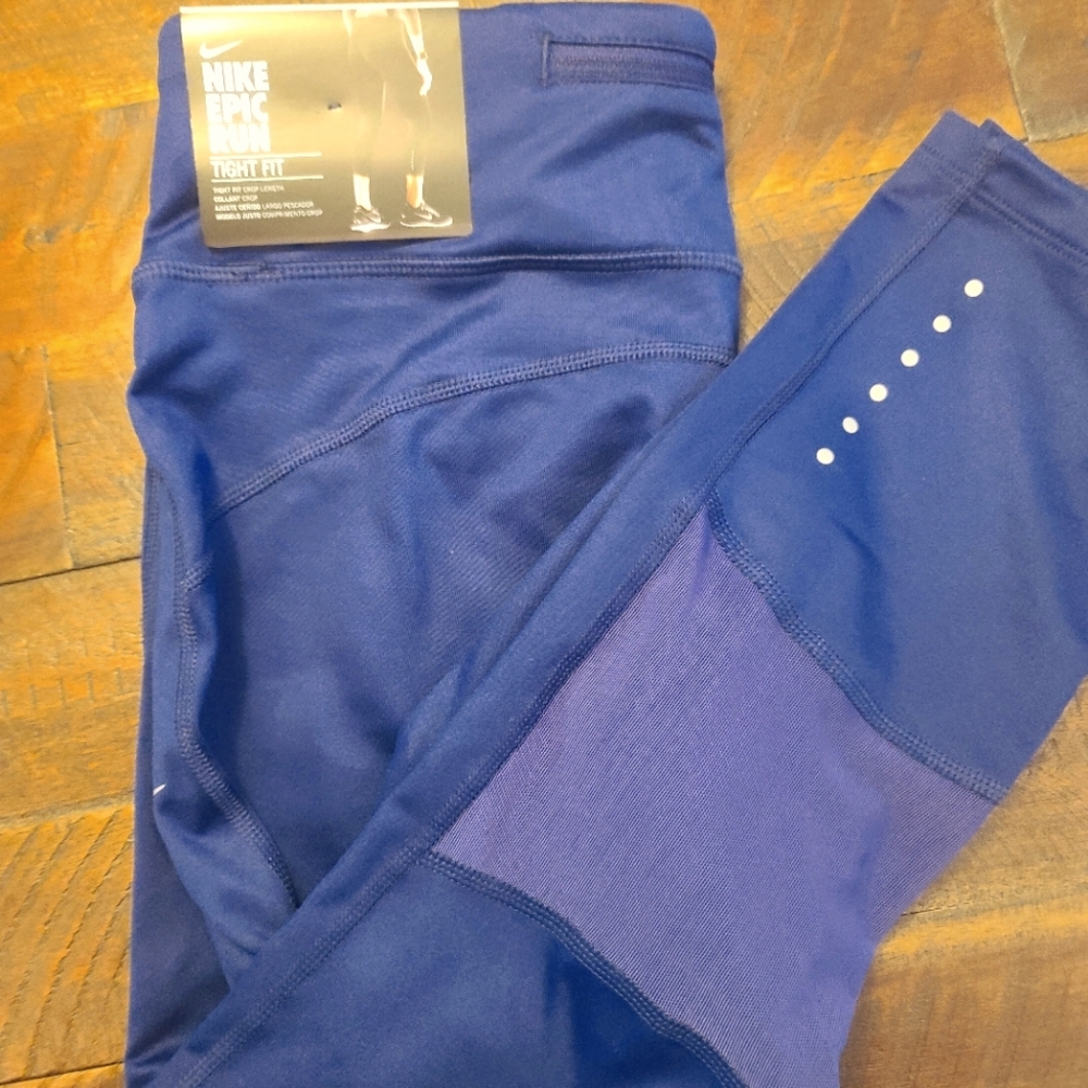 Nike Epic Run crop length pants